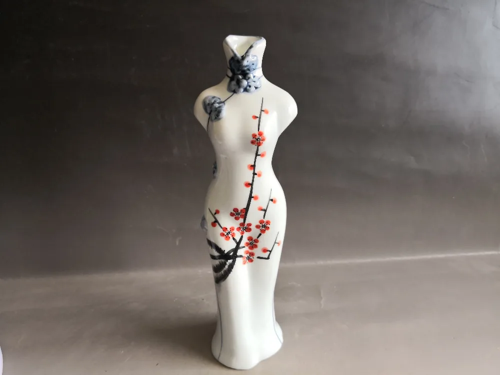 

Chinese old porcelain Coloured drawing Porcelain vase