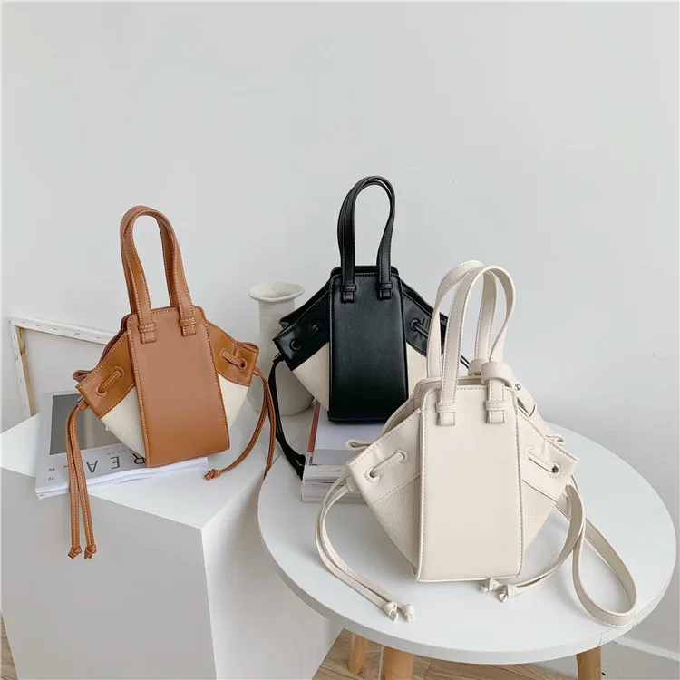 

Fashion Korean version of the new PU Lady's bag 2019 spring and summer splice color single shoulder hand-held bag