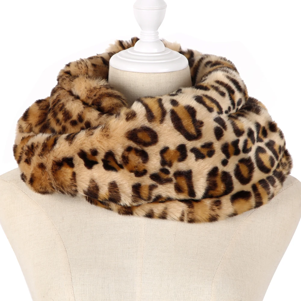 Leopard print snood Clearance