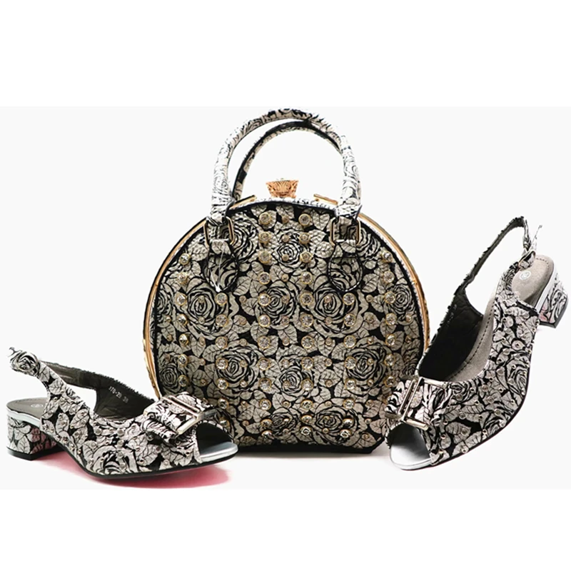 Nieuwe Collectie Italiaanse Designer Schoen en Tas Bijpassende Set Hoge Kwaliteit Afrikaanse Bruiloft Schoen Lage Hakken Vrouwen Party Pumps Dames schoen Nieuwe Collectie Italiaanse Designer Schoen en Tas Bijpassende Set Hoge Kwaliteit Afrikaanse Bruiloft Schoen Lage Hakken Vrouwen Party Pumps Dames schoen