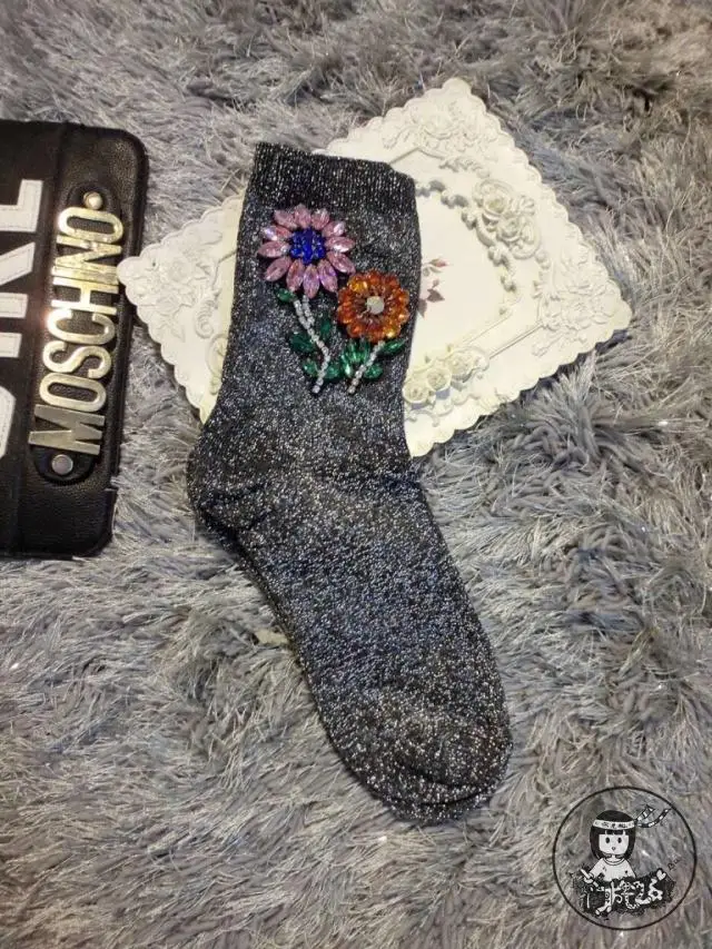 Забавные Женские носочки с Мопсом Mujer, рождественские высококачественные женские Модные Цветные яркие короткие носки-трубы ручной работы с бриллиантами - Цвет: Черный