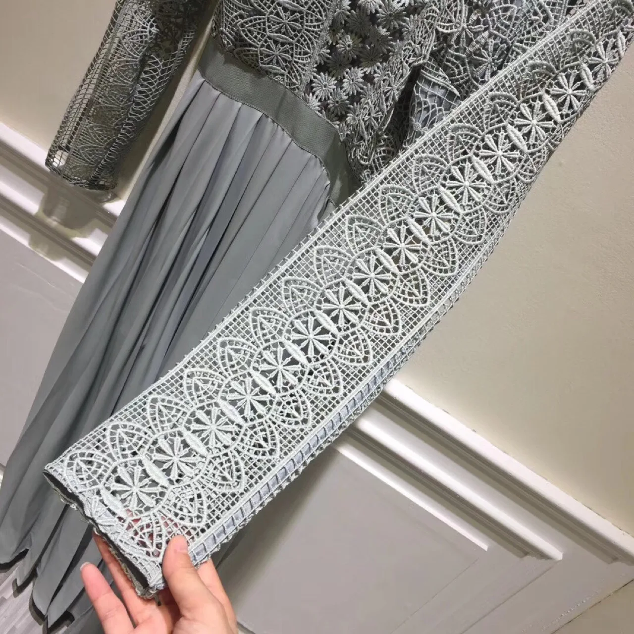 Qian Han Zi newes, Женское Платье макси с длинным рукавом, цветочное, с выемкой, с вышивкой, длинное платье, с разрезом по бокам, элегантное, официальное, вечернее платье