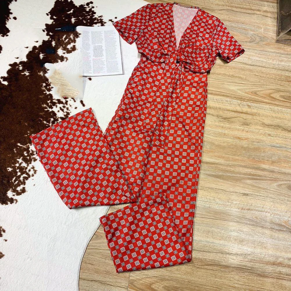 

2019 ladies fashion loose chest tie knotted V-neck high waist wide leg jumpsuit 0610