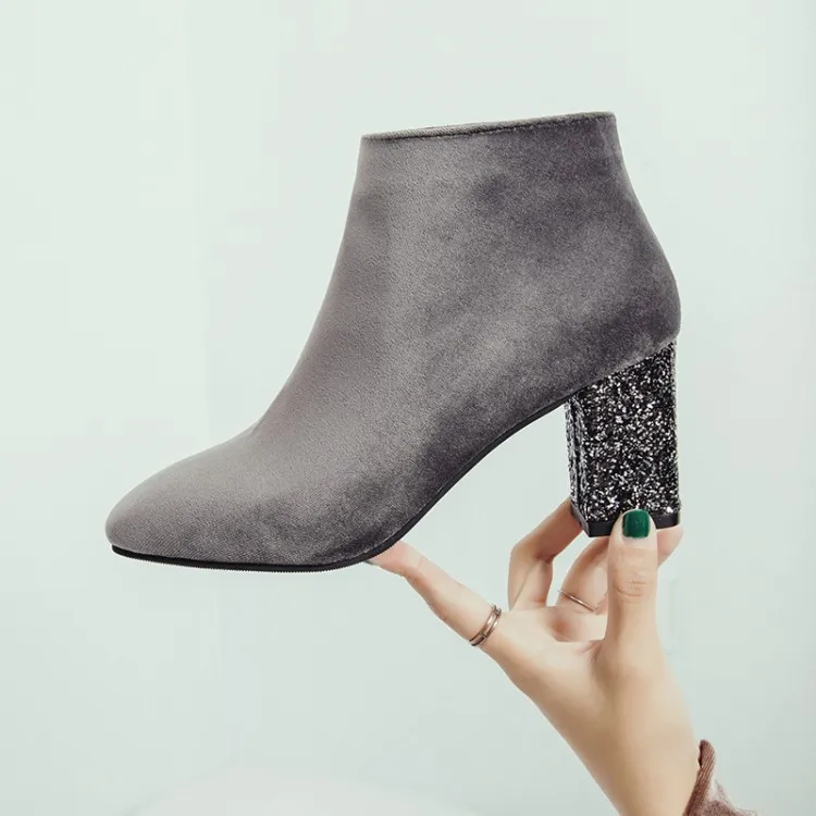 Женские бархатные ботильоны на шикарном каблуке; зимняя плюшевая теплая обувь на платформе; женские ботинки «Челси» на не сужающемся книзу массивном каблуке с квадратным носком; mujer - Цвет: Серый