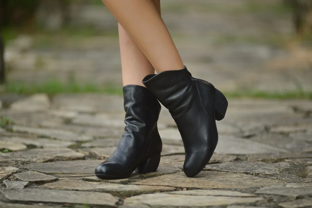 Xiangban/ г. винтажные модные черные женские ботильоны повседневная обувь на весну-осень женские ботинки на среднем каблуке на молнии