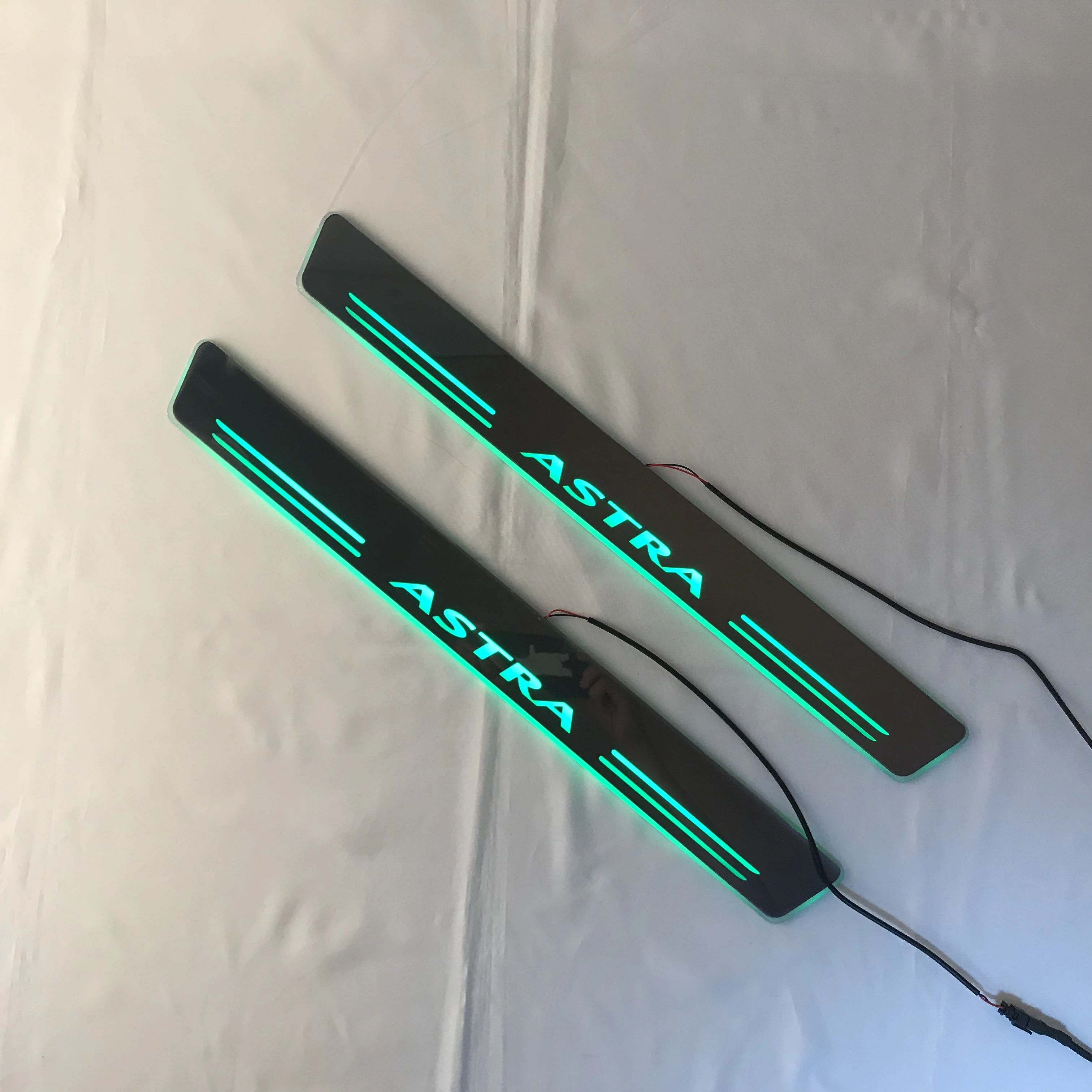 

RQXR led moving door scuff for Opel astra dynamic door sill plate flat lining overlay Flow/fixed light, 2pcs