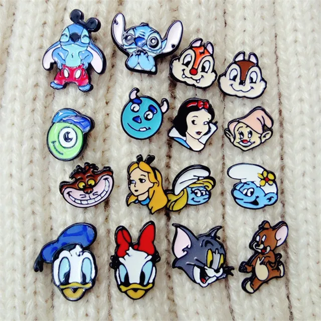 

POFUNUO Cute Cartoon Stitch Cat Mouse Duck Symbol Metal Enamel Badge Pin Brooch Chest Button Ornament Jewelry Collection Gift