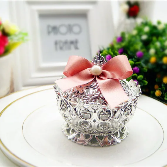 

L size silver plastic crown shape party gift boxes with bowknot ,20pcs/lots, BY18073003