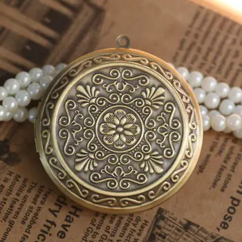 

2pcs Wholesale ANTIQUE BRONZE 40mm Round Vintage Flower-Pattern Photo Locket Frame for DIY Necklace Pendant DIY Jewelry Making