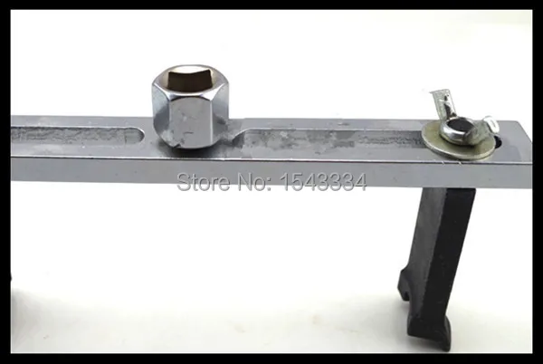 Adjustable fuel tank lid remover (3).jpg