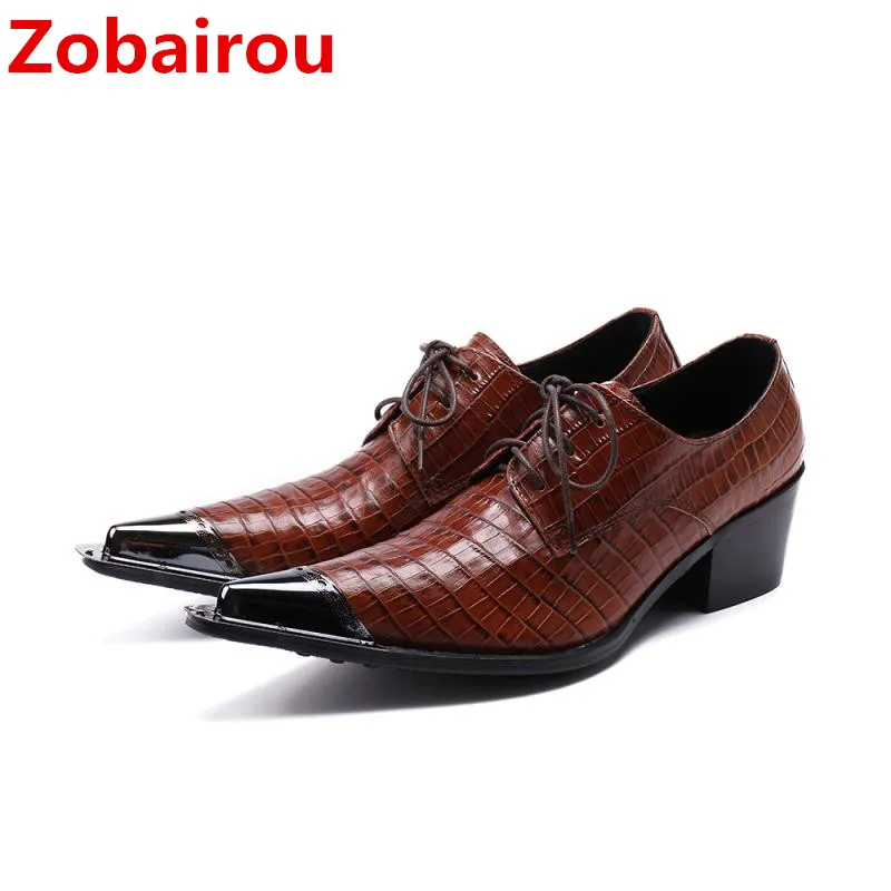 Zobairou Sapato masculino social iron poiny/мужские оксфорды в европейском стиле; торжественное платье; Свадебная мужская деловая обувь с заклепками