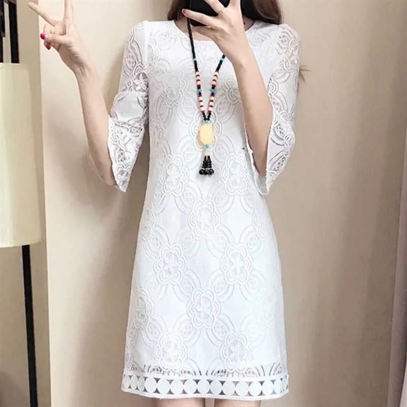 

Elegant White Lace Hollow Out Dress Women Vintage 3/4 Sleeve Vestidos 2018 Autumn Winter Women Party Club Dress