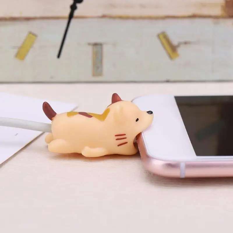 

1Pcs Cute Bite Cartoon Animal Cable Protector Cord Wire Protection Mini Cover Charging Cable Winder High Quality Protector New