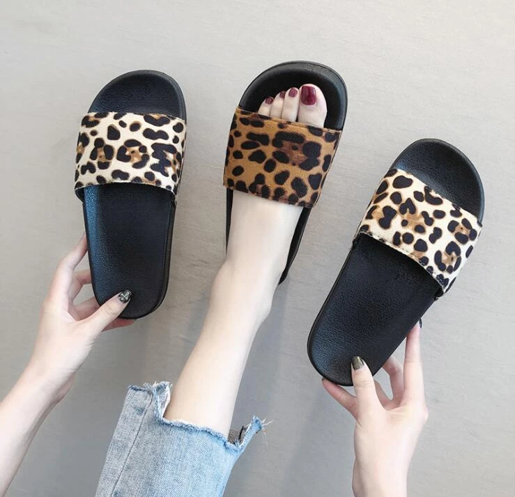 womens leopard print slippers