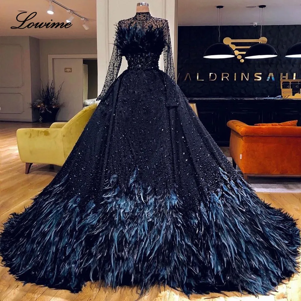 

Luxury Muslim Formal Evening Dresses A-Line Long Sleeve Feather Evening Gowns With Crystals Vestidos De Noche Party Dresses