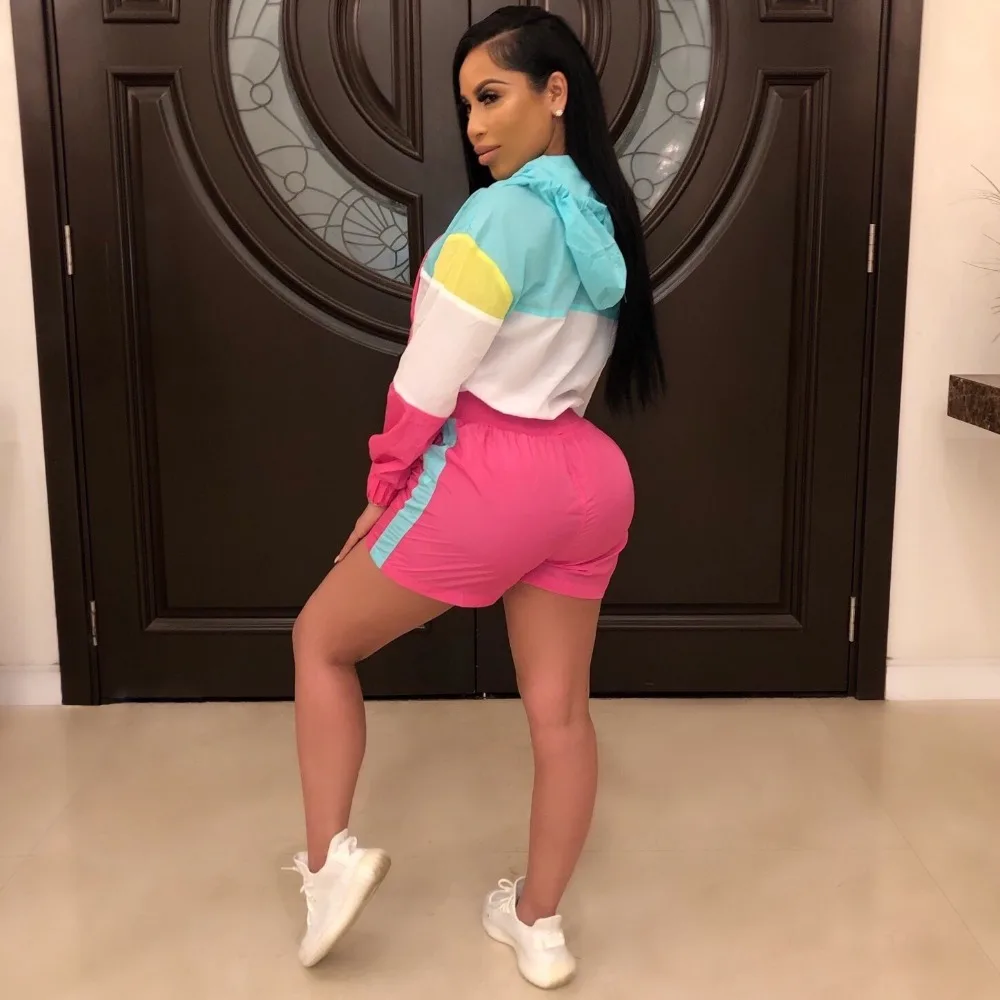 10747198861_2132539483