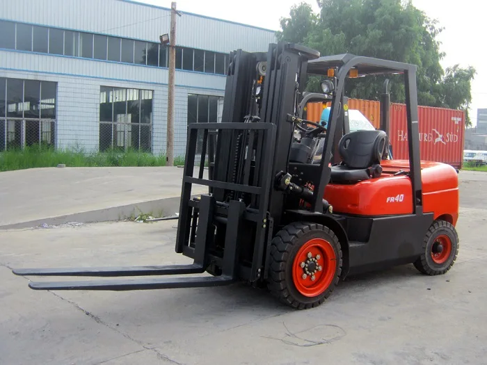 CPCD40FR-Triplex mast 4.5m lifting height, side shifter