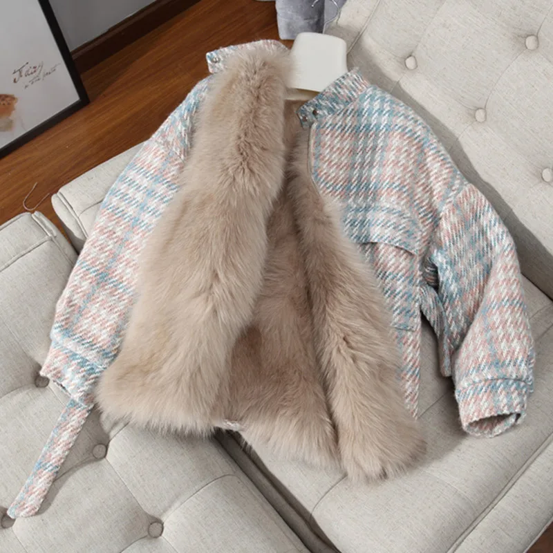 

Faux Fur Parka Women 2018 Fashion Both Side Wear Warm Winter Plaid Wool Fur Coat Female Jacket With Sash parkas mujer invierno