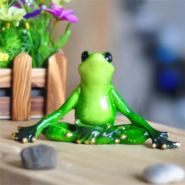 Funny Frog Family Yoga Styles Resin Toys Figures - Calm Pose