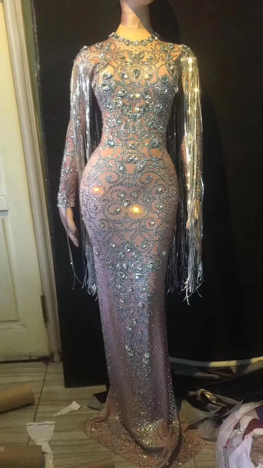 Блестящее Серебряное платье с бахромой и кристаллами для выступления певца платья с кисточками для празднования вечеринок блестящий костюм со стразами длинное платье