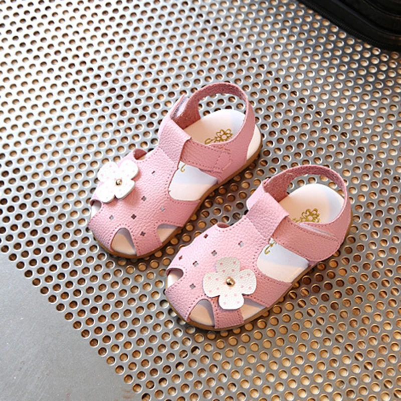 

Summer Children Sandals for Girls 2017 Flowers Tendon Soft Bottom Baby Shoes Princess Shoes Toddler Shoes White