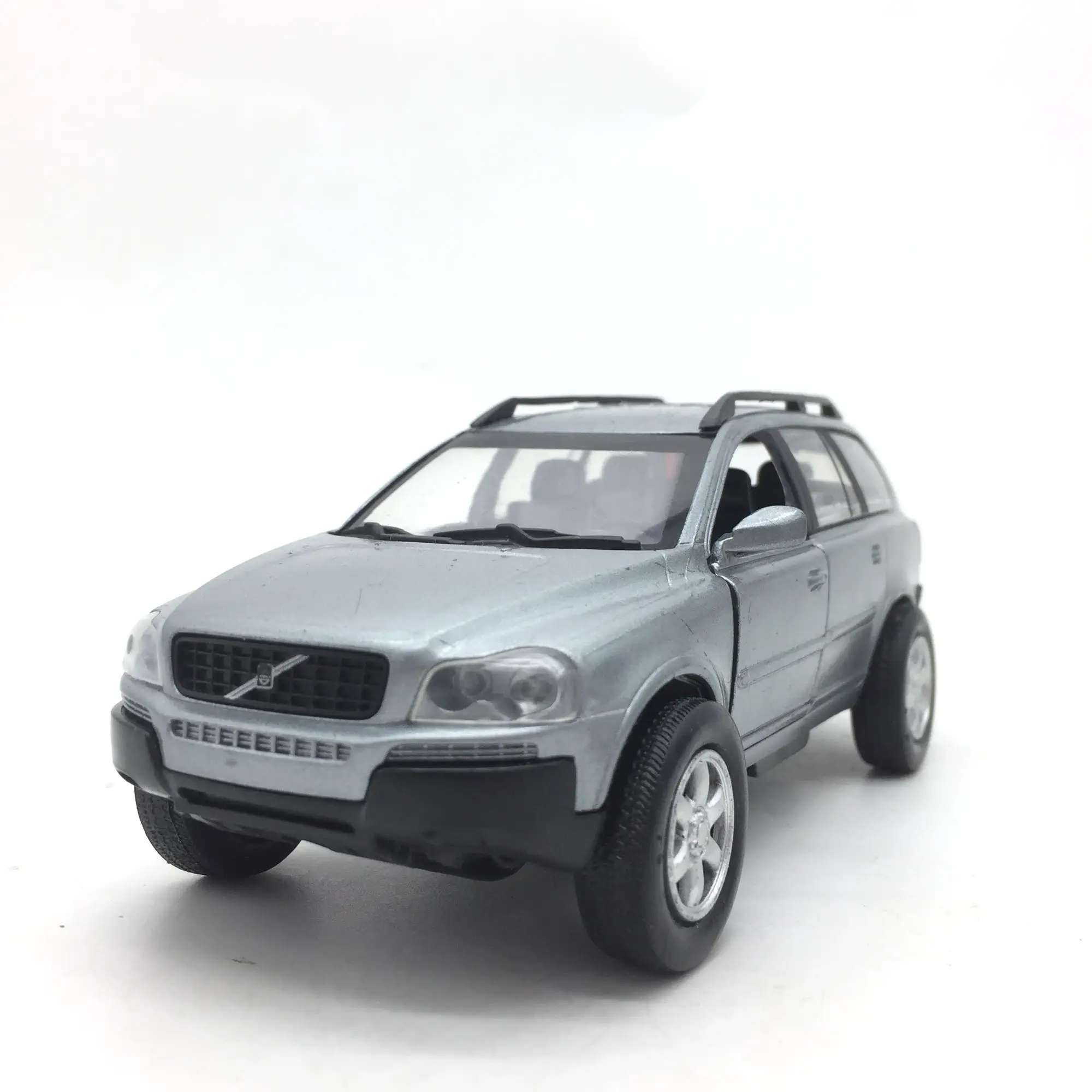 

High simulation XC90 suv, 1:32 scale Alloy car model, 2 open doors,Static sliding model,Free Shipping,wholesale