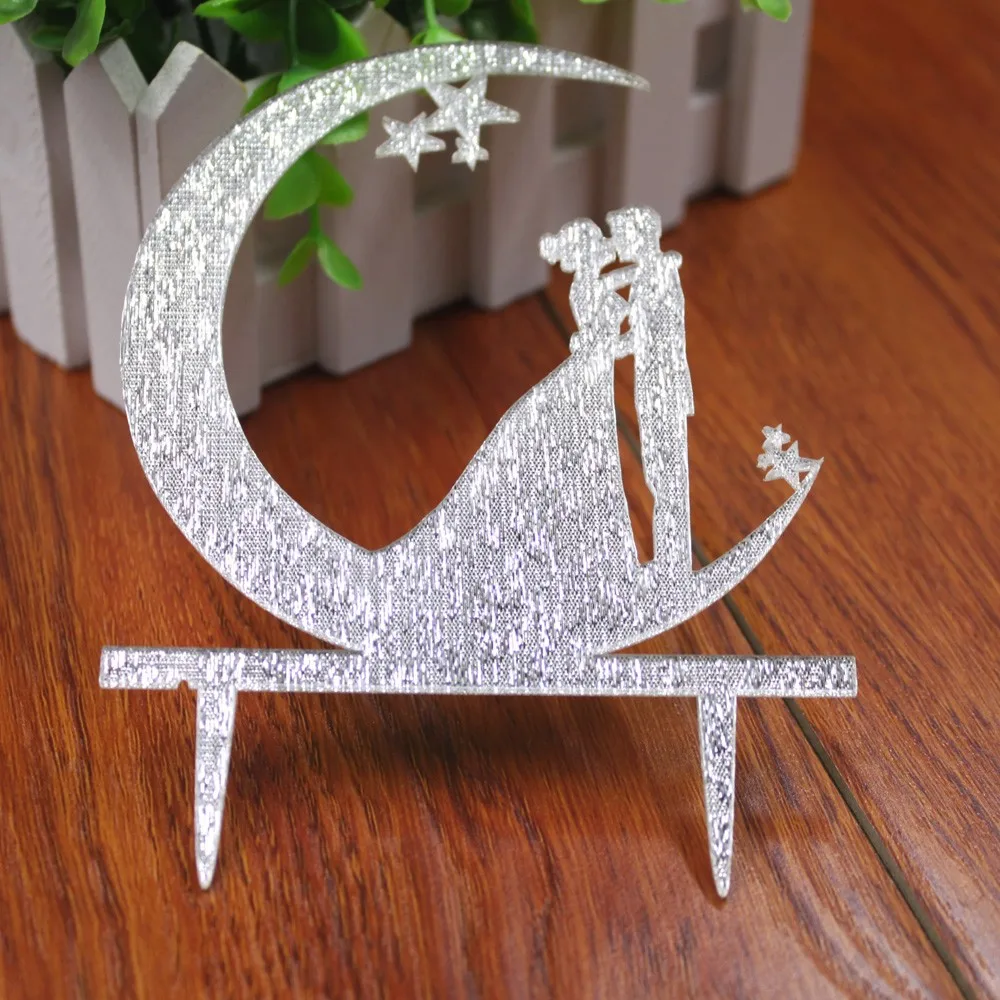 Couple on The Moon Wedding Cake Topper , Custom Cake Decoration, Acrylic Gold Personalized wedding cake topper Casamento3