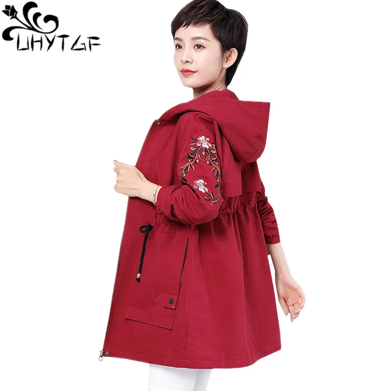 

UHYTGF 5XL plus size tops coats womens new Fashion hooded embroidered spring trench coat Lace-up Slim Casual long coat female 81