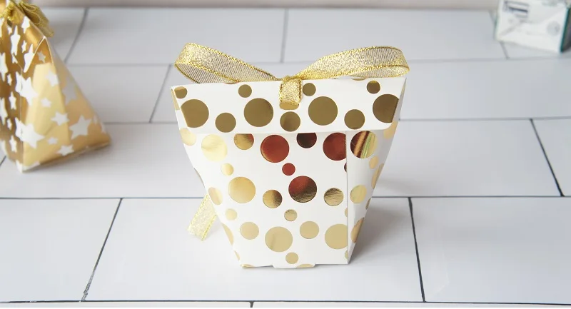 Шт. 6*6 м 12 шт. Золотая Звезда точка полосатый бумага коробка с лентой коробки для хранения конфет шоколад подарочная упаковка Свадебные Рождество применение