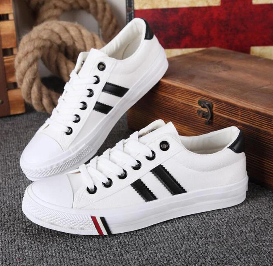 

New Low-cut Couple Canvas Shoes Korean Version of the Tide Shallow Mouth Flat Casual Student Shoes Men's Shoes