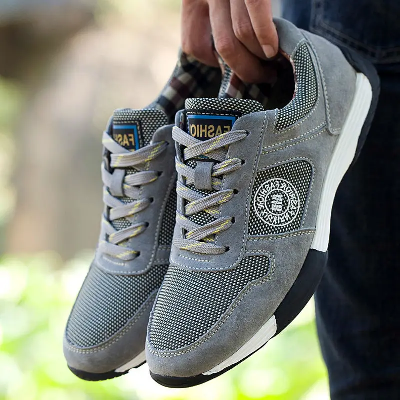 rubber sports shoes