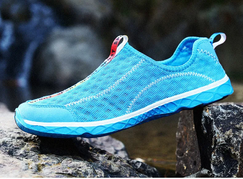 2019 summer Water Shoes Men Sneakers Quick-drying Swimming Shoes for Women Lightweight Outdoor Shoes Summer Breathable Aqua Shoes (11)