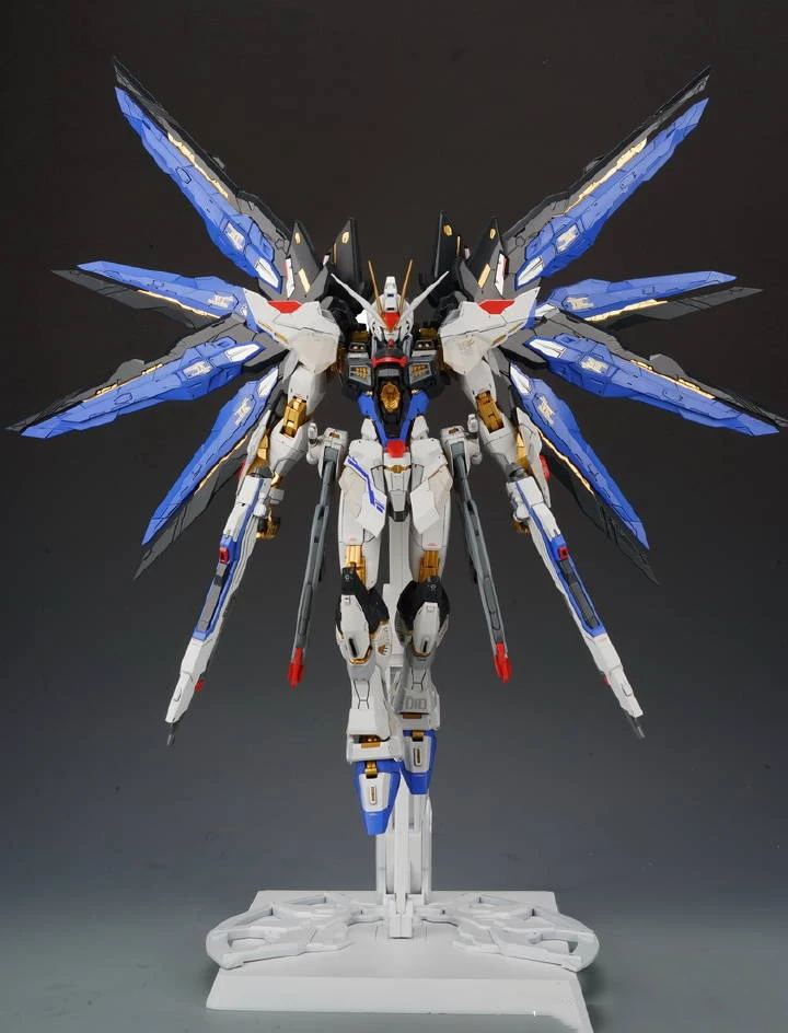 DABAN 8802 модель MG 1/100 ZGMF-X20A страстрастный ЙК Фридом боевой мобильный костюм детские