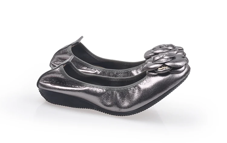 Удобная обувь для мам из натуральной кожи с цветочным узором и круглым носком обувь для беременных женщин на мягкой плоской подошве Большие размеры 35-43 - Цвет: gray