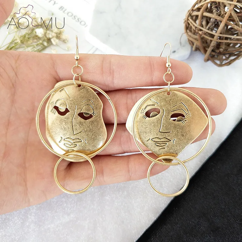 

AOMU Abstract Gold Tone Asymmetrical Human Face Dangle Earrings For Women Exaggerated Statement Drop Earrings Girls Bijoux