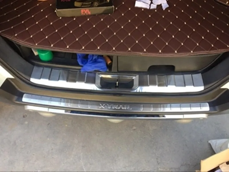2-pcs-For-Nissan-X-Trail-X-Trail-T31-2008-2013-Stainless-Steel-Rear-Bumper-tail