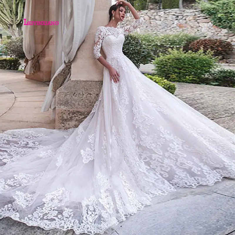 

LEIYINXIANG New Arrival Wedding Dress Bride Dress Vestido De Noiva Sereia Robe Sexy Ball Gown Backless Luxury Elegant Appliques