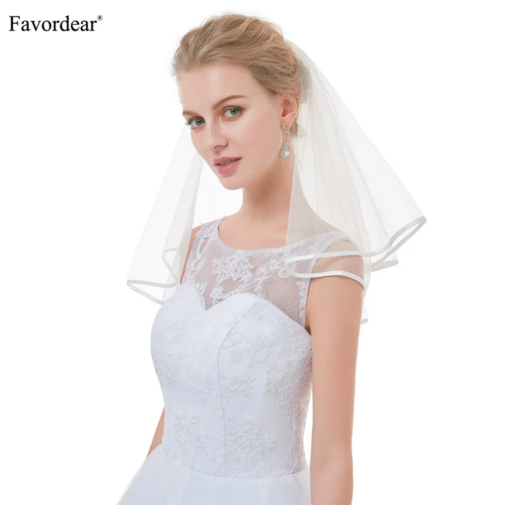 Favordear Top Quality Cute Short Veils for Short Hair Brides Flower Girl Veils Ivory Simple Ribbon Edge Wedding Veil for Brides