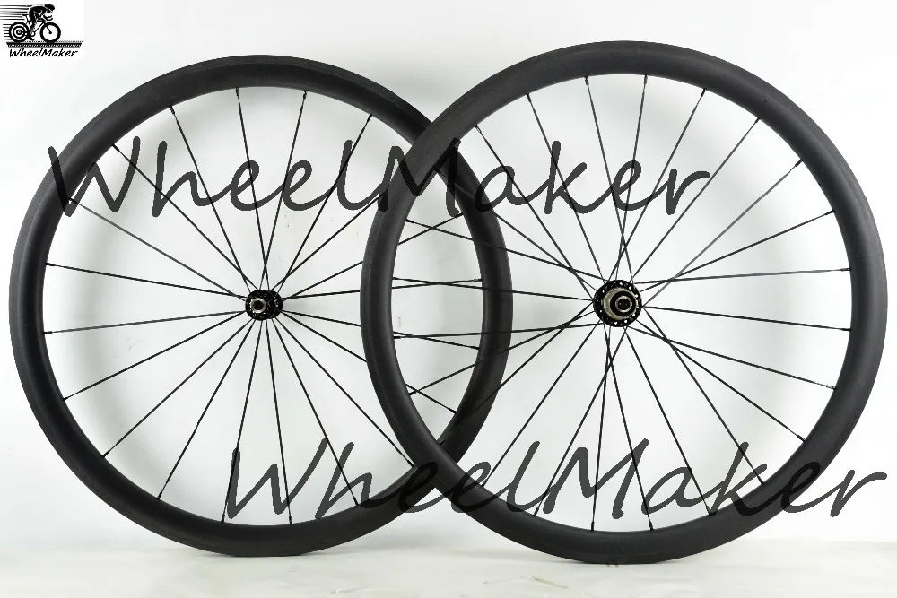 

Great Performance Carbon Wheels 38mm Profile Clincher In 23mm Width V shape On Promotion