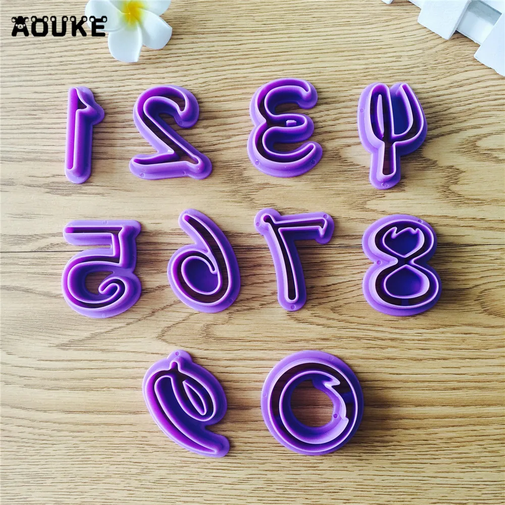 3143940861_687444823