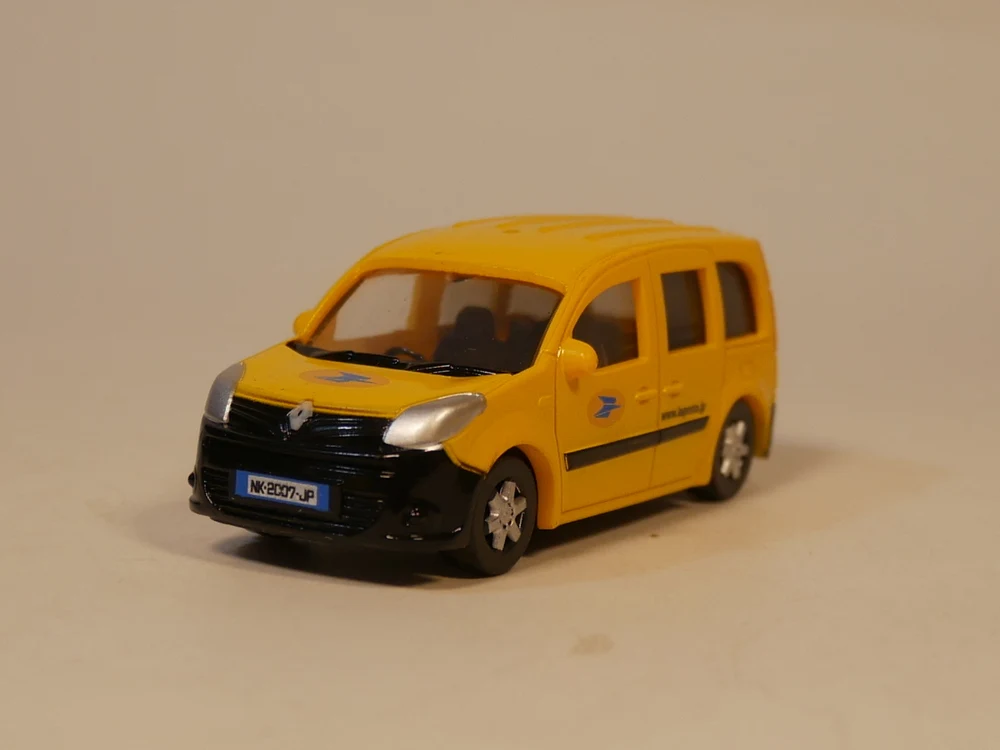 AOSHIMA 1: 64 RENAULT Kangoo Модель автомобиля(Пластик материя