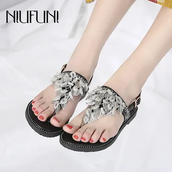 

Fashion Flat Shoes Casual Women's Sandals 2020 Summer New Ladies Shoes Metal Female Slip Ons Clip Toe Buckle Sandals Beach Shoes
