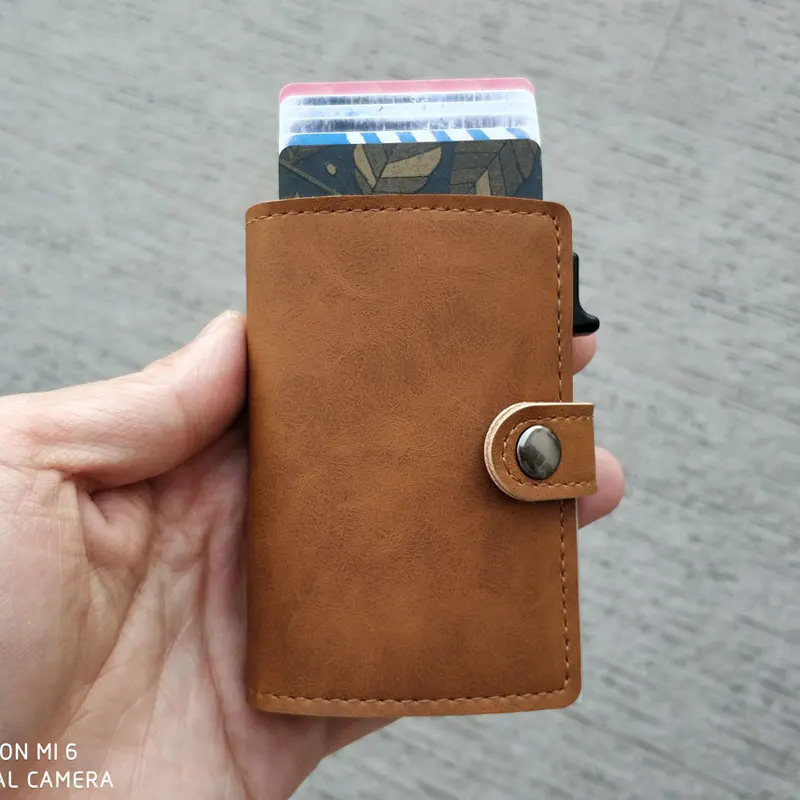 light brown RFID блокирующий винтажный держатель для кредитных карт мужской алюминиевый деловой ID Кожаный чехол для карты мужской металлический держатель для карт тонкий кошелек - Цвет: light brown