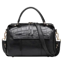 Fashion handbags leather crocodile simple atmosphere Xiekua package tassel zipper bag