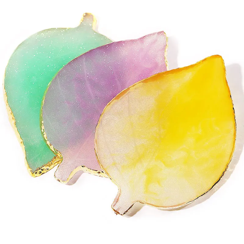 

1 x Natural Resin Color Palette Color Mixing Pigment Plate Acrylic UV Gel Polish Foundation Mixing Nail Art Tools -Leaf Shape 05