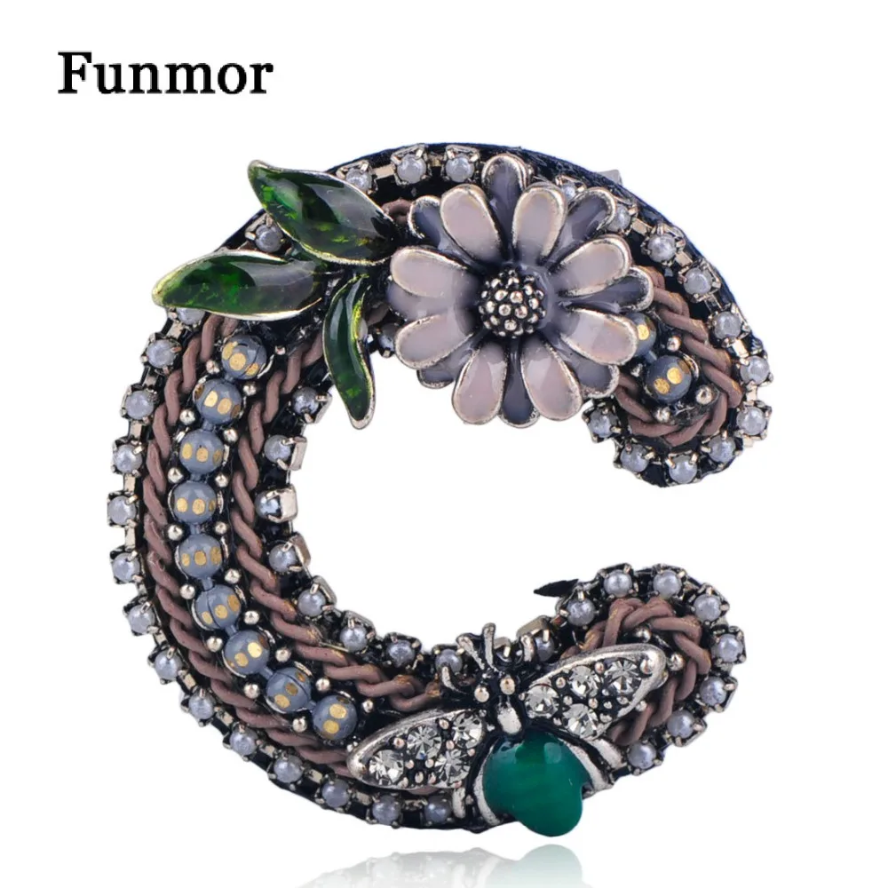 2019 tassel pendant beading letter a shape brooch