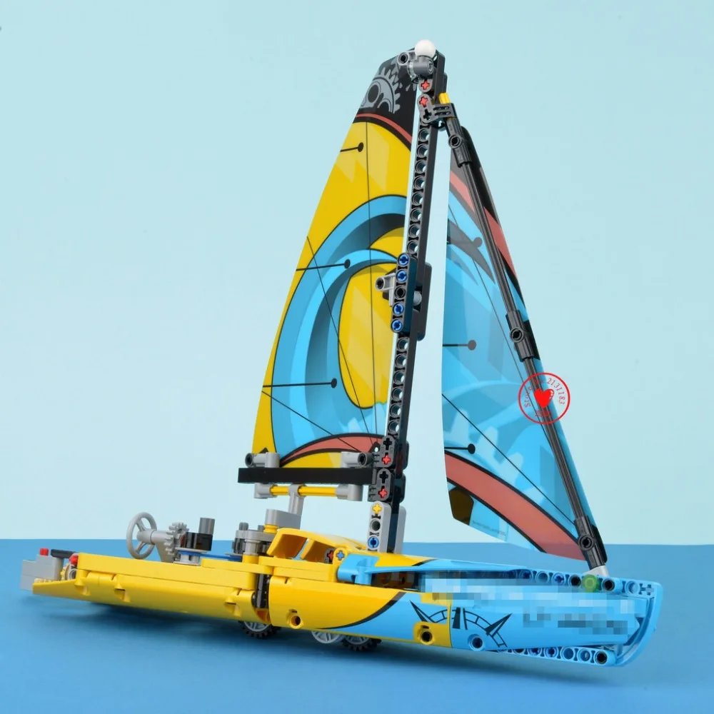 technic yacht