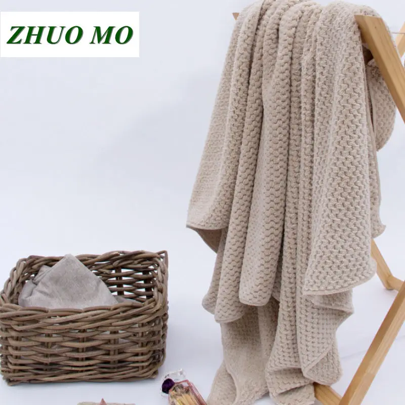

ZHUO MO High quality pineapple beach towel 75*140cm Microfiber Bath towels for adults for home Super absorbent Bath Towels
