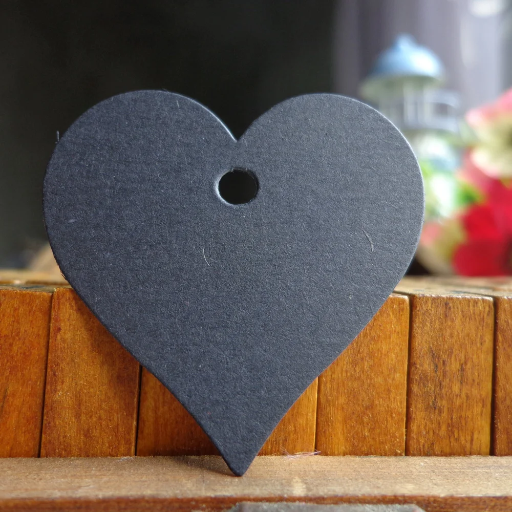 

100pcs 4x4cm DIY Black Heart Shape Gift Tag Bookmark Name Label Price Label Hang Tag Paper Card Wedding Party Birthday Favor