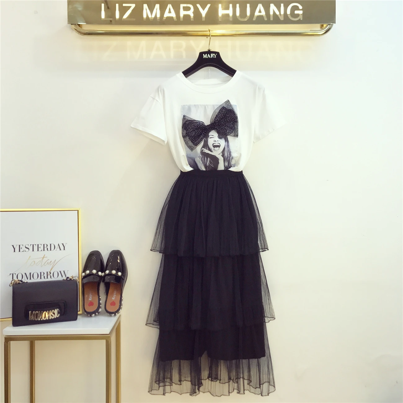 

2019 Summer Dress Sets Women New NET Red Stereo Bow Print T-Shirt + High Waist Cake Mesh Skirt Super Fairy Two Piece Set Student